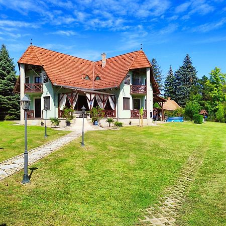 Апартаменти Balaton Garden Балатондьєрек Екстер'єр фото
